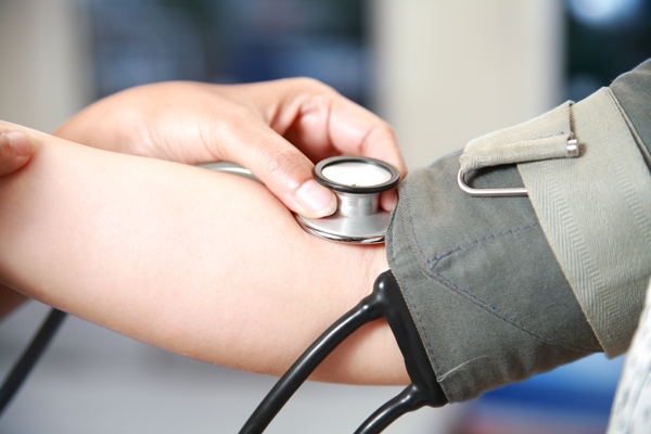 kaip gydyti hipertenziją jauname amžiuje